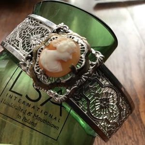 1930’s JJ White Cameo Bracelet